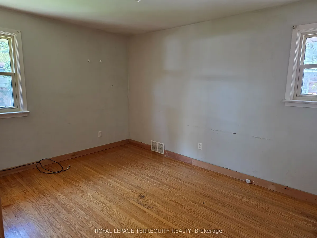 Building Photo - 319 Hillcroft St #MAIN