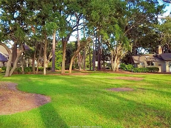4th image of 5 Marsh Dr