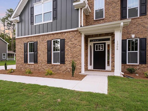 3rd image of 1306 Hunters Creek Blvd