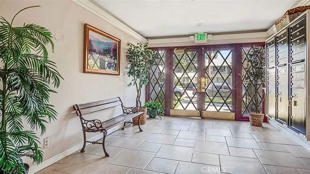1 bed, 864 sqft, $2,799 — Photo 2