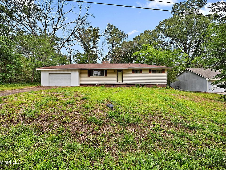 1st image of 306 N Southland Dr