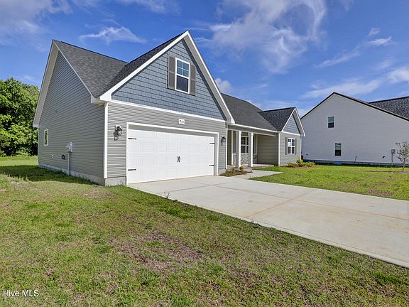 2nd image of 910 Wild Azalea Way