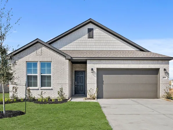 8202 Coral Dr, Texas City, TX 77591