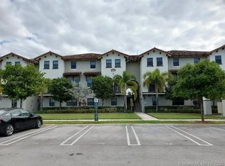 10620 NW 88th St APT 212, Doral, FL 33178