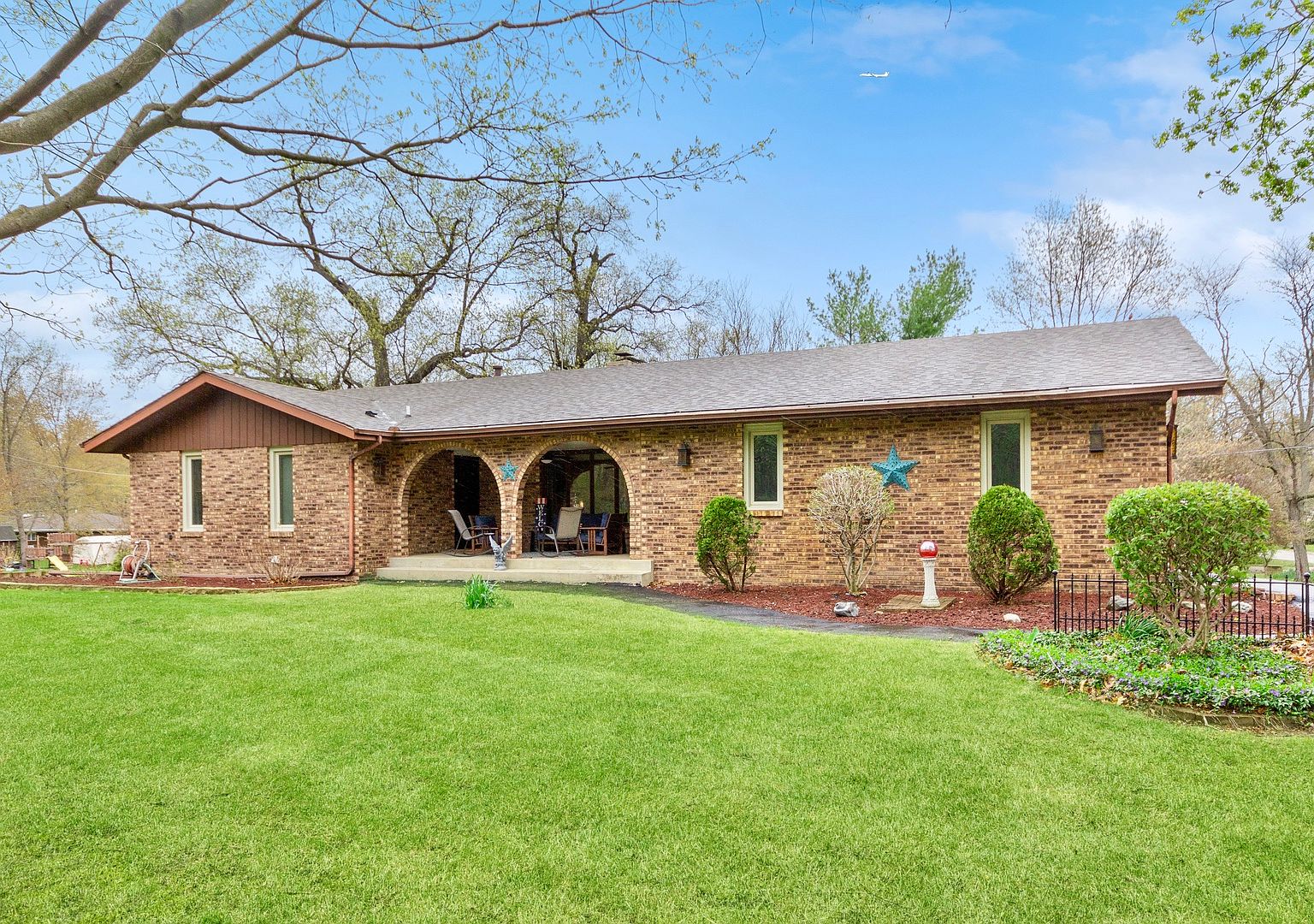 1726 Shorewood Dr, Saint Anne, IL 60964 MLS 11764488 Zillow