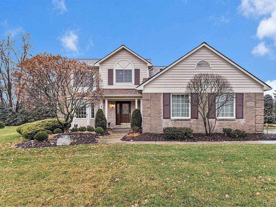 1st image of 24583 Millcreek Dr