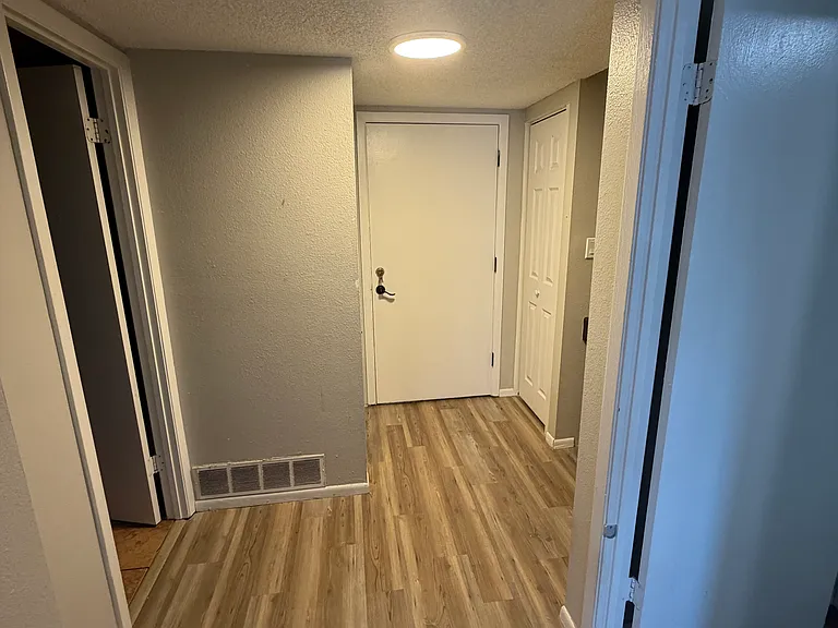935 Saturn Dr #201 — Photo 7