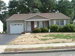38 Westport Dr, Toms River, NJ 08757