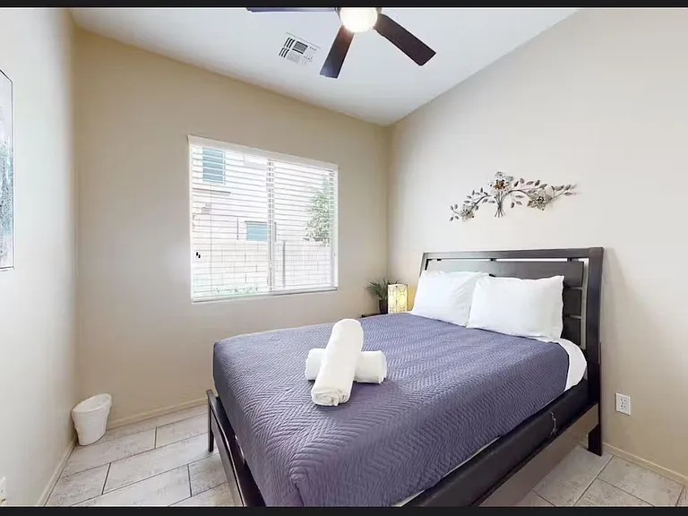 3010 W Espartero Way — Photo 14