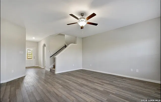 4 bed, 2.5 bath, 2243 sqft, $2,100 — Photo 4
