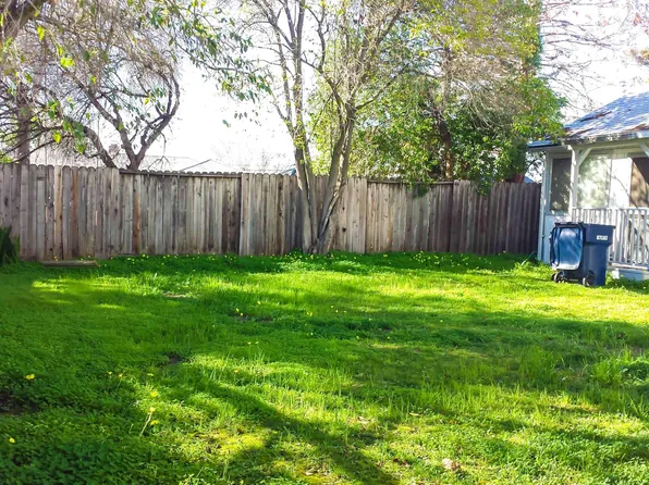 3562 1st St Unit 2, Livermore, CA 94551