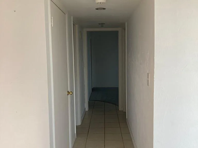 627 Alhambra Rd #301 — Photo 17