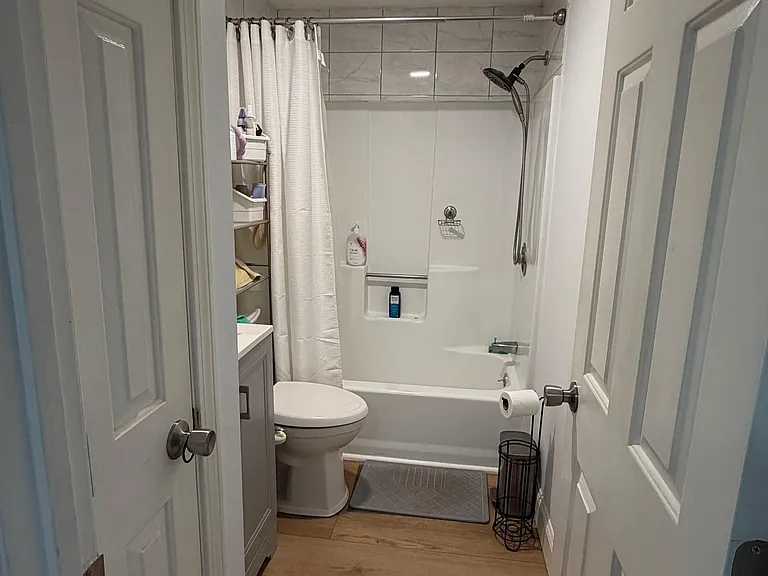 1847 Middlesex St #7 — Photo 12