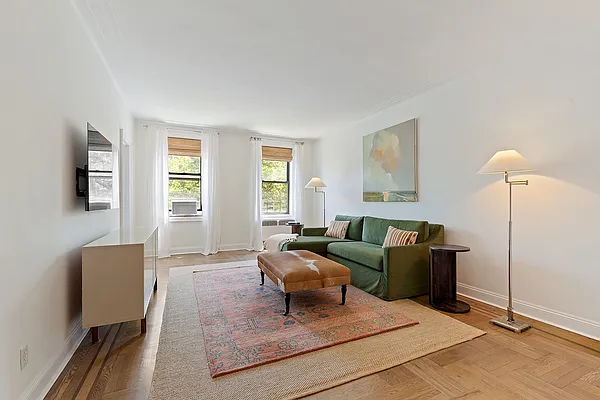 Sold by Compass | media 4