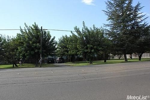 1st image of 15833 S Airport Way