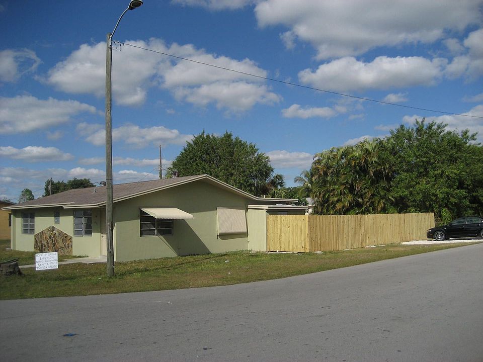 Fresh paint and new wood fence!