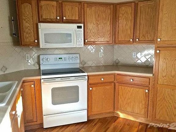 prairie rose kitchen1