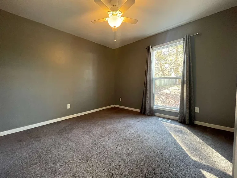 5713 Waterwood Dr — Photo 16
