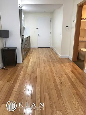 Rented by Kian Realty | media 41