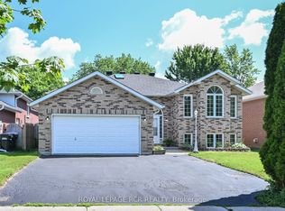31 English Dr, New Tecumseth, ON L0G1A0