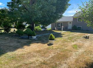 29 Grandview Ave, Pawling, NY 12564