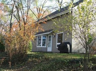 121 Williams Ct, Hillsdale, MI 49242
