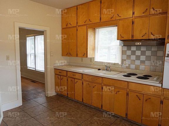 4th image of 642 S Meldrum St