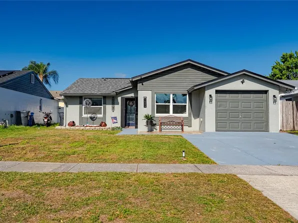 12423 Mondragon Dr, Tampa, FL 33625