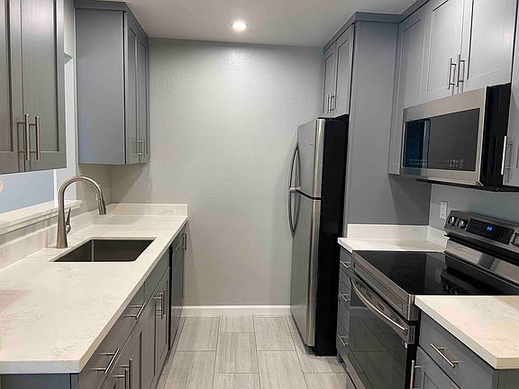 2nd image of 458 Baden Ave #5