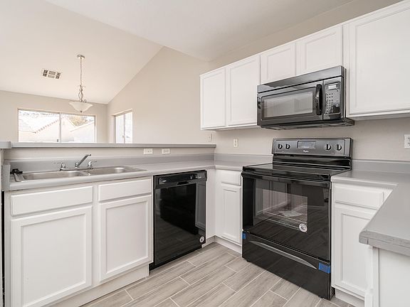 5th image of 2202 N 84th Ave