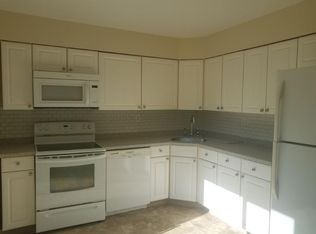 589 Wrensong Rd APT A, Morrisville, PA 19067