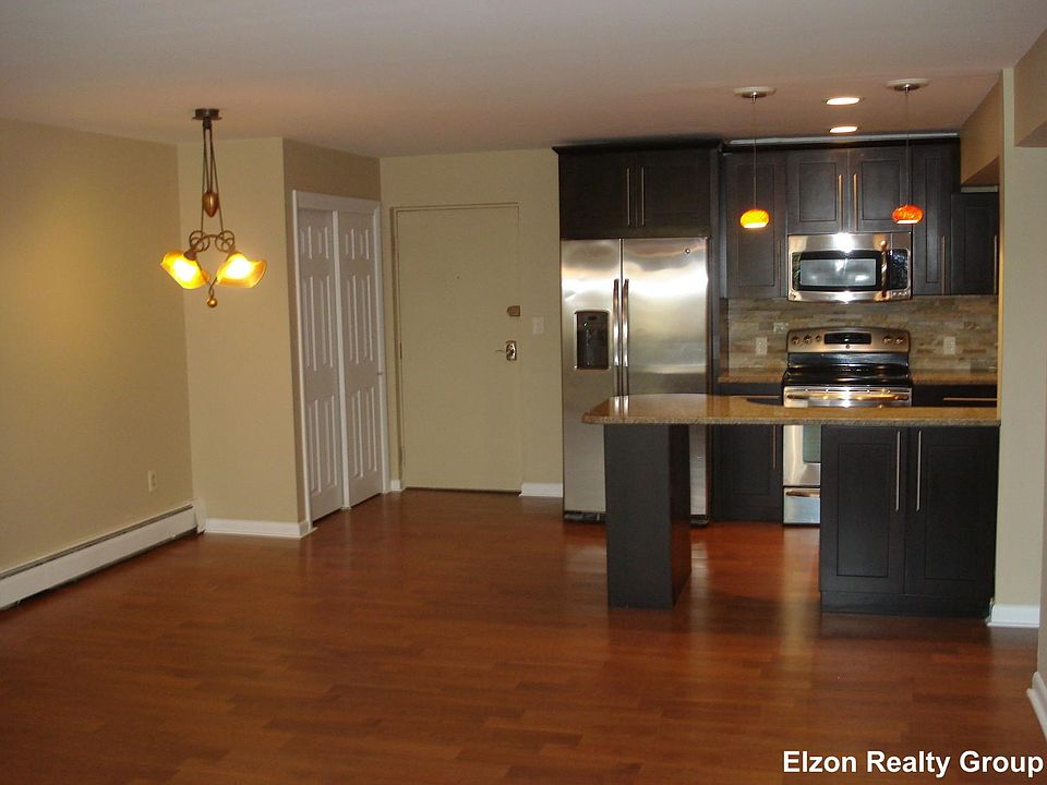 2nd image of 53 Paul St #15C