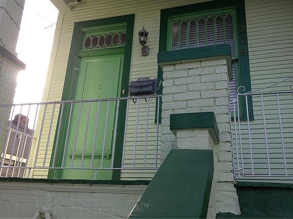 3rd image of 228 S Olympia St