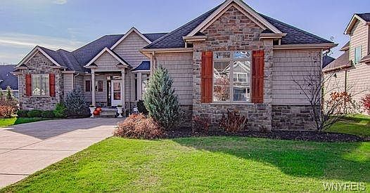 1st image of 75 Emma Way