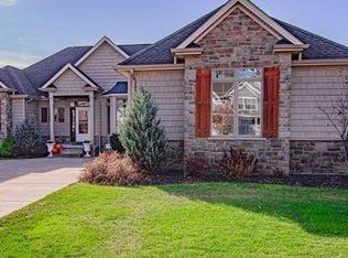 75 Emma Way, East Amherst, NY 14051