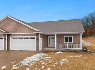 W6449 Oakwood Cir, Holmen, WI 54636