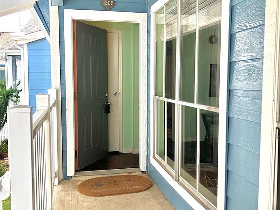 3rd image of 3506 Cove View Blvd APT 1506