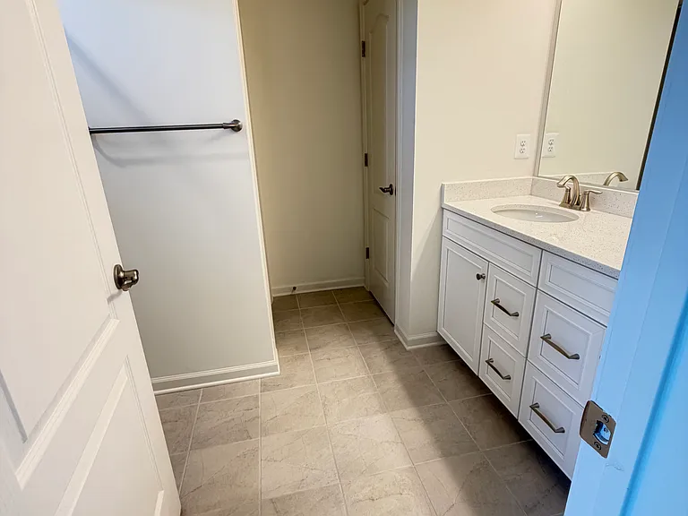 7846 Hope Ct — Photo 23