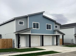 1061 NE Emerald Dr, Hermiston, OR 97838