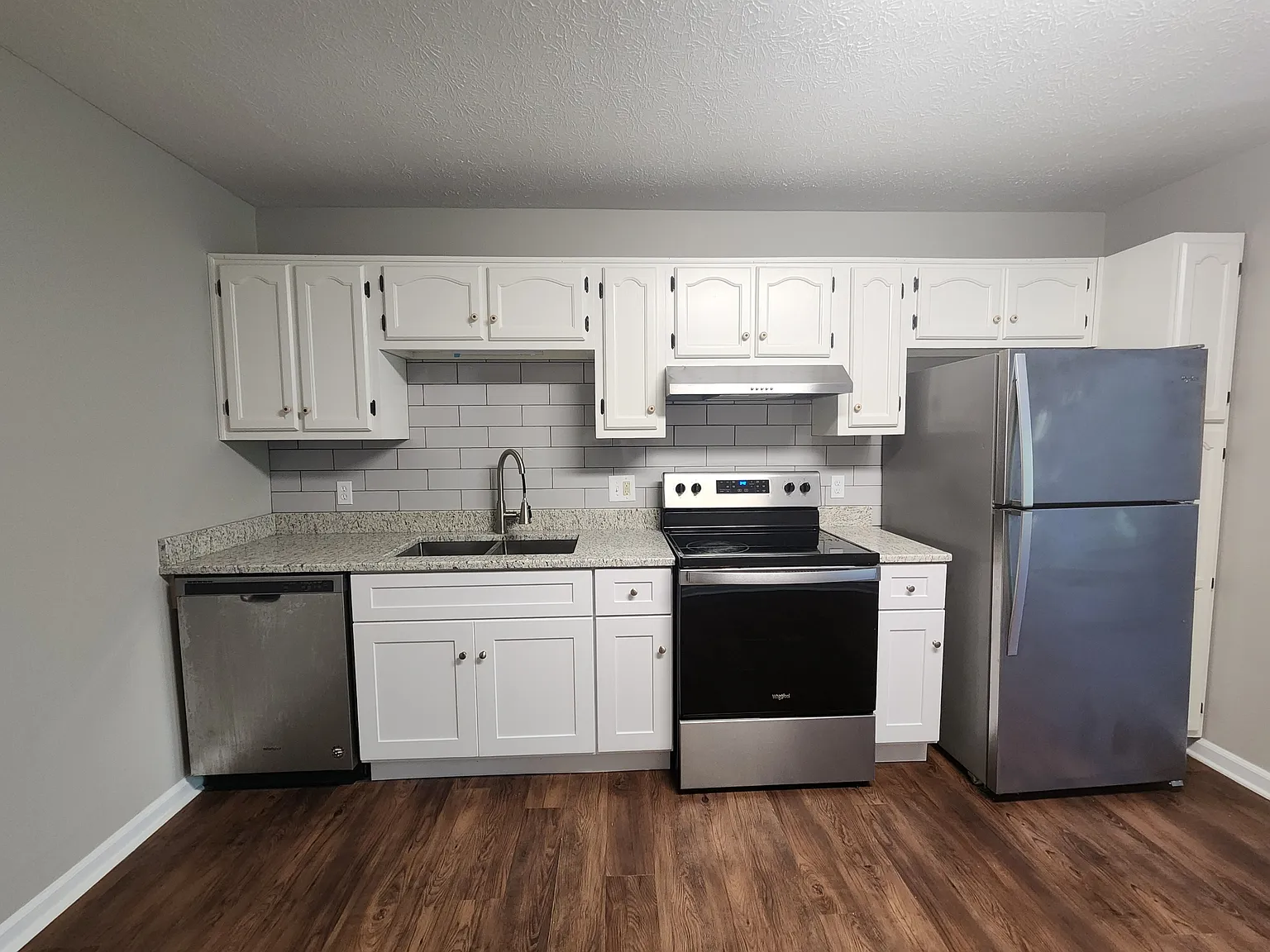 1495 Autumn Avenue - 3 — Photo 2