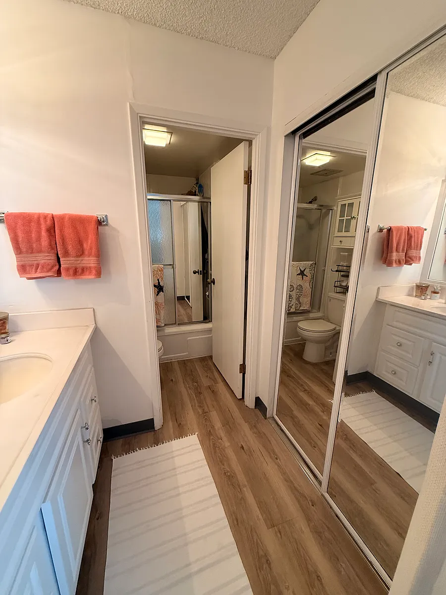 Photo 2 of 22 - 2240 Kuhio Ave #3006 - Honolulu, HI Building Photo - 2240 Kuhio Ave #3006