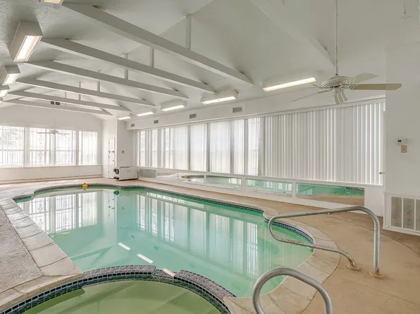 2122 S Vernon Ave, Dallas, TX 75224