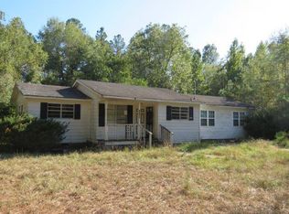 7740 Buckhead Rd, Smoaks, SC 29481