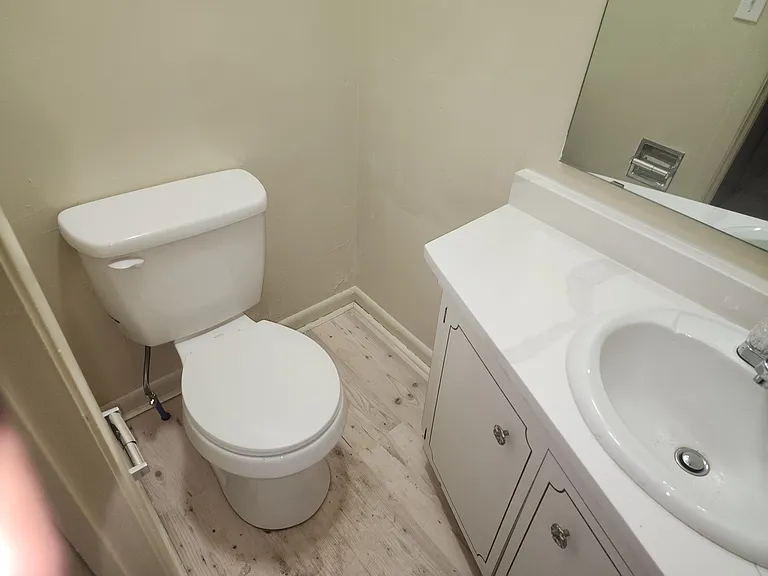 564 Barnett Rd #A-B — Photo 5