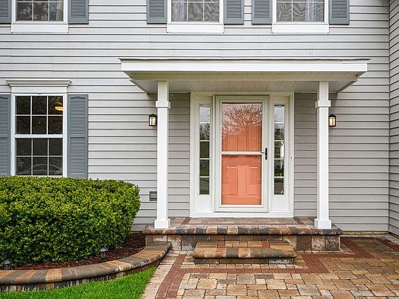 2nd image of 756 Pinehurst Ct