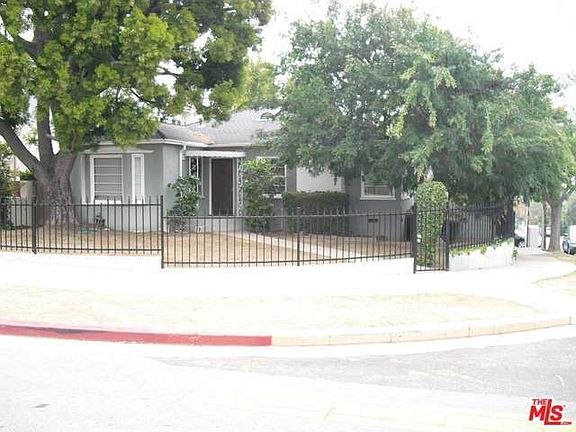 2nd image of 16796 Marquez Ave