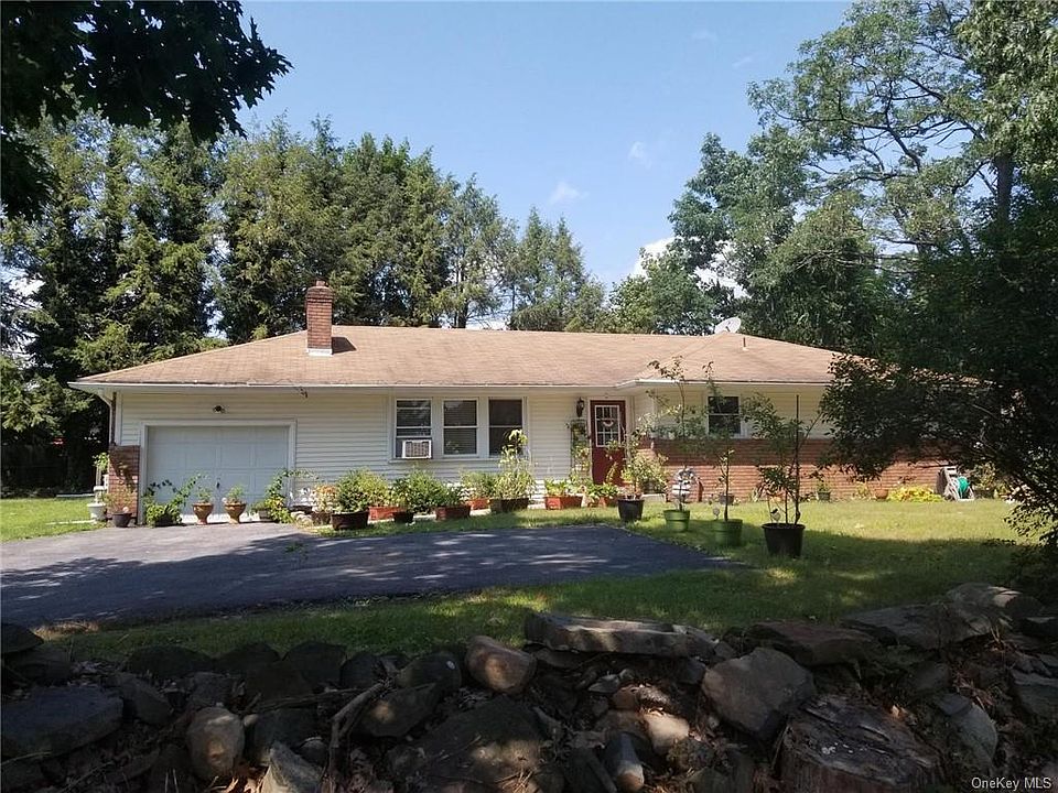 1st image of 404 Blooming Grove Tpke