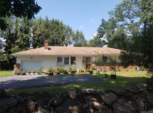 404 Blooming Grove Tpke, New Windsor, NY 12553