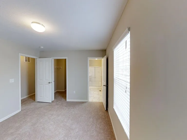 5814 Winchester Pike — Photo 8