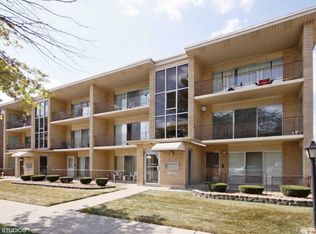 10322 S Komensky Ave #B, Oak Lawn, IL 60453
